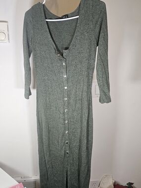 Women's Olive Green Button-Front Maxi Dress